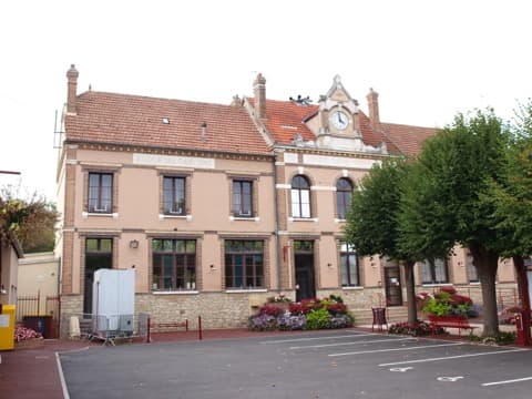 Ramoneur Malay-le-Grand